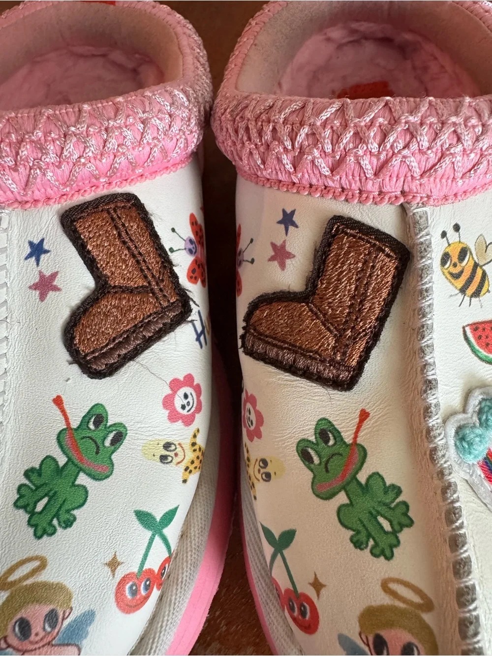 UGG Tazz pink Sketch shoes Humberto Cruz,‎ Size 13
